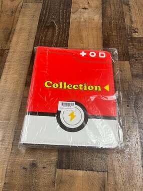Pokemon Ball Design 9-Pocket Trading Card Binder Zipper 50 Pages for 900 Cards